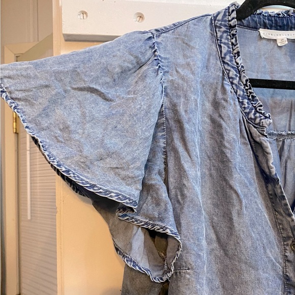 Jane + Delancey Blouse🩵💙 - Picture 5 of 6